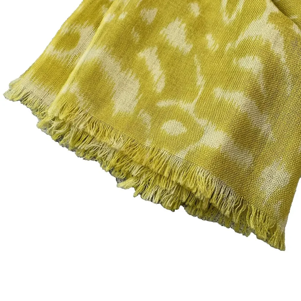 Boden Wool Scarf Women’s One Size 72 in x 22 in Yellow / Cream Abstract Design